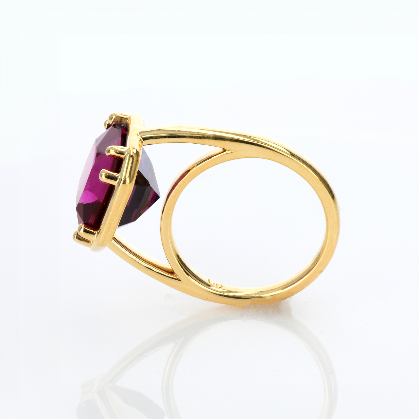 Rhodolite Pinky Ring - 7.54ct