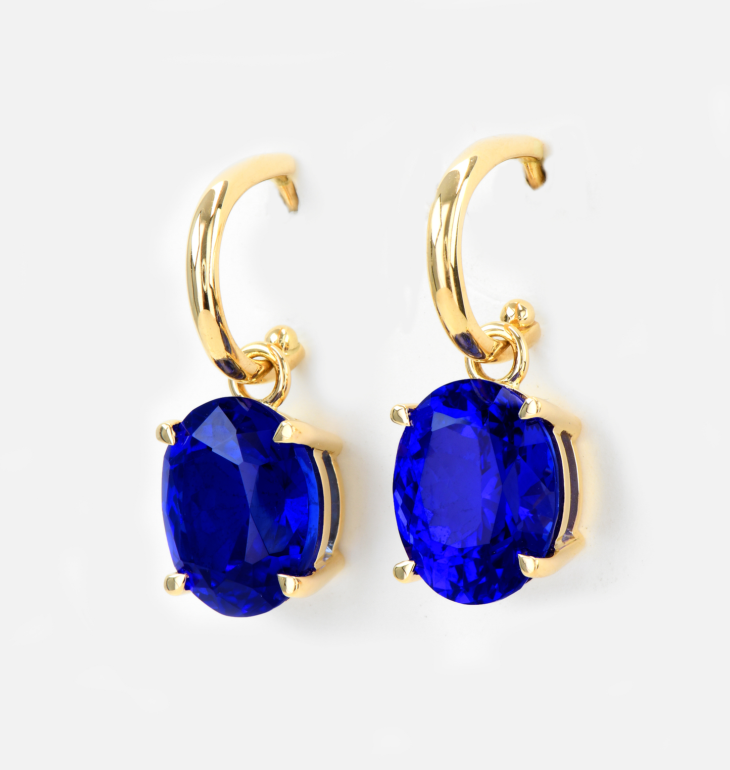 Tanzanite Hanging Earrings - 14.92ct